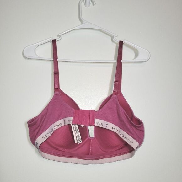 Victoria's Secret Wireless Bra & Sweatpants Set Medium 38C - Picture 13 of 16